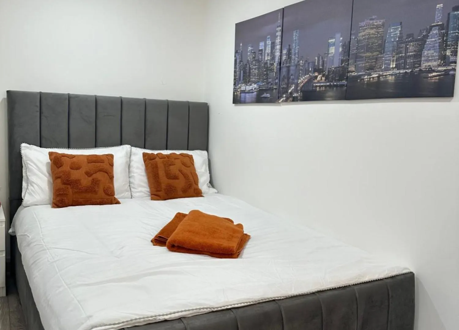 New Build Cozy Studio Flat In Central London!!4 Apartment London