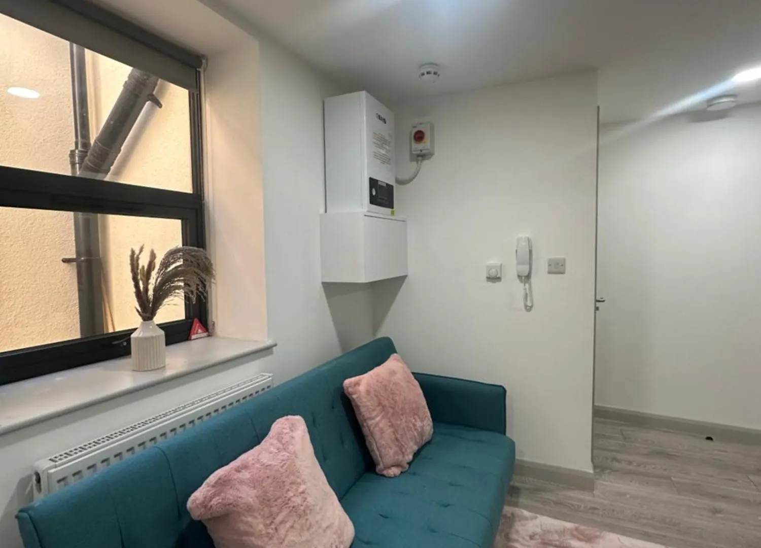 New Build Cozy Studio Flat In Central London!!4 0*, Londyn