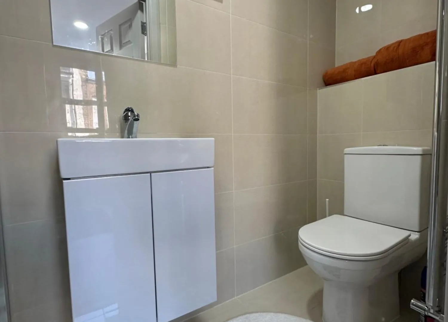 New Build Cozy Studio Flat In Central London!!4 0*, Londyn